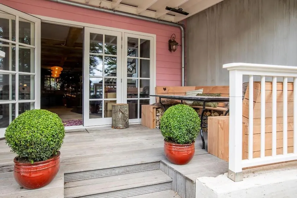 Boutique Haven: Elegant Villa Rotterdam